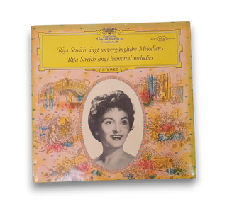 Sings Immortal Melodies = Singt Unvergängliche Melodien