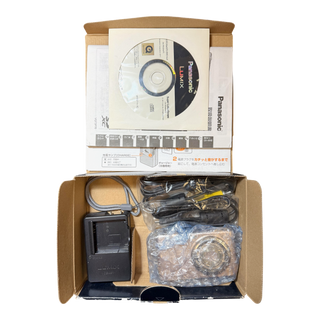 Panasonic Lumix DMC-FH7