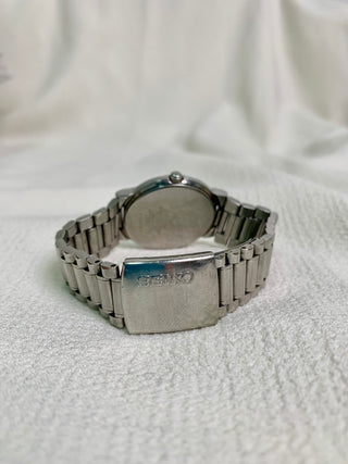 Vintage Seiko Quartz Silver-Tone Round Bracelet Watch
