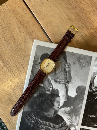 Vintage Seiko Quartz Gold-Tone Rectangular Brown Leather Strap Watch