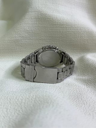 Seiko Quartz Chronograph Silver-Tone Round Bracelet Watch