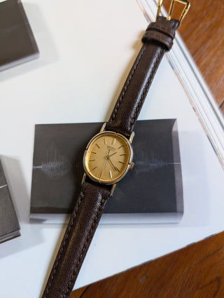 Vintage Seiko Quartz Two-Tone Oval Leather Strap Watch