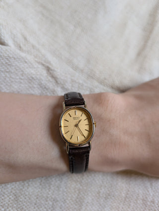 Vintage Seiko Quartz Two-Tone Oval Leather Strap Watch