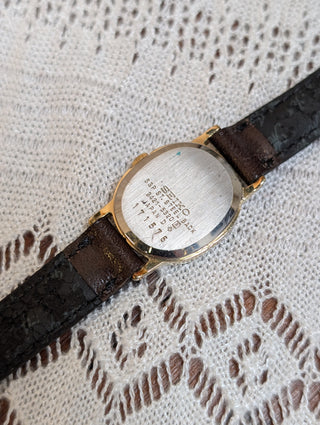 Vintage Seiko Quartz Two-Tone Oval Leather Strap Watch