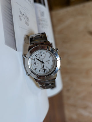 Vintage Seiko Quartz Chronograph Silver Round Bracelet Watch