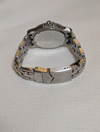 Vintage Burberrys Quartz Diver Silver-Tone Round Bracelet Watch