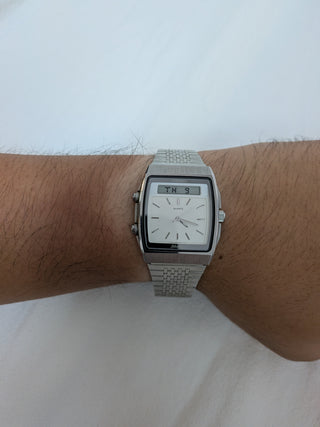 Seiko SilverWave Quartz Silver Square Stainless Steel Band Watch