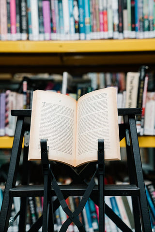 Voices of the Old Sea - Thryft