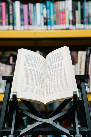 An Introduction to Roman Law - Thryft