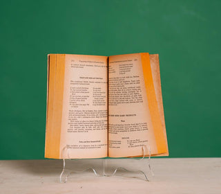 The Complete guide and Cookbook for Raising Your Child as a Vegetarian - Thryft